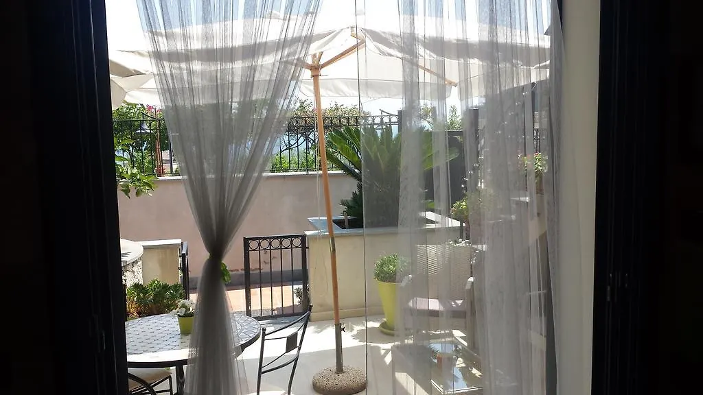 Appartamento Arancione Taormina Lägenhet
